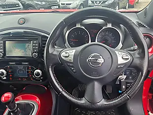 Used 2014 Nissan Juke Acenta Premium Red - Interior and Exterior details 9