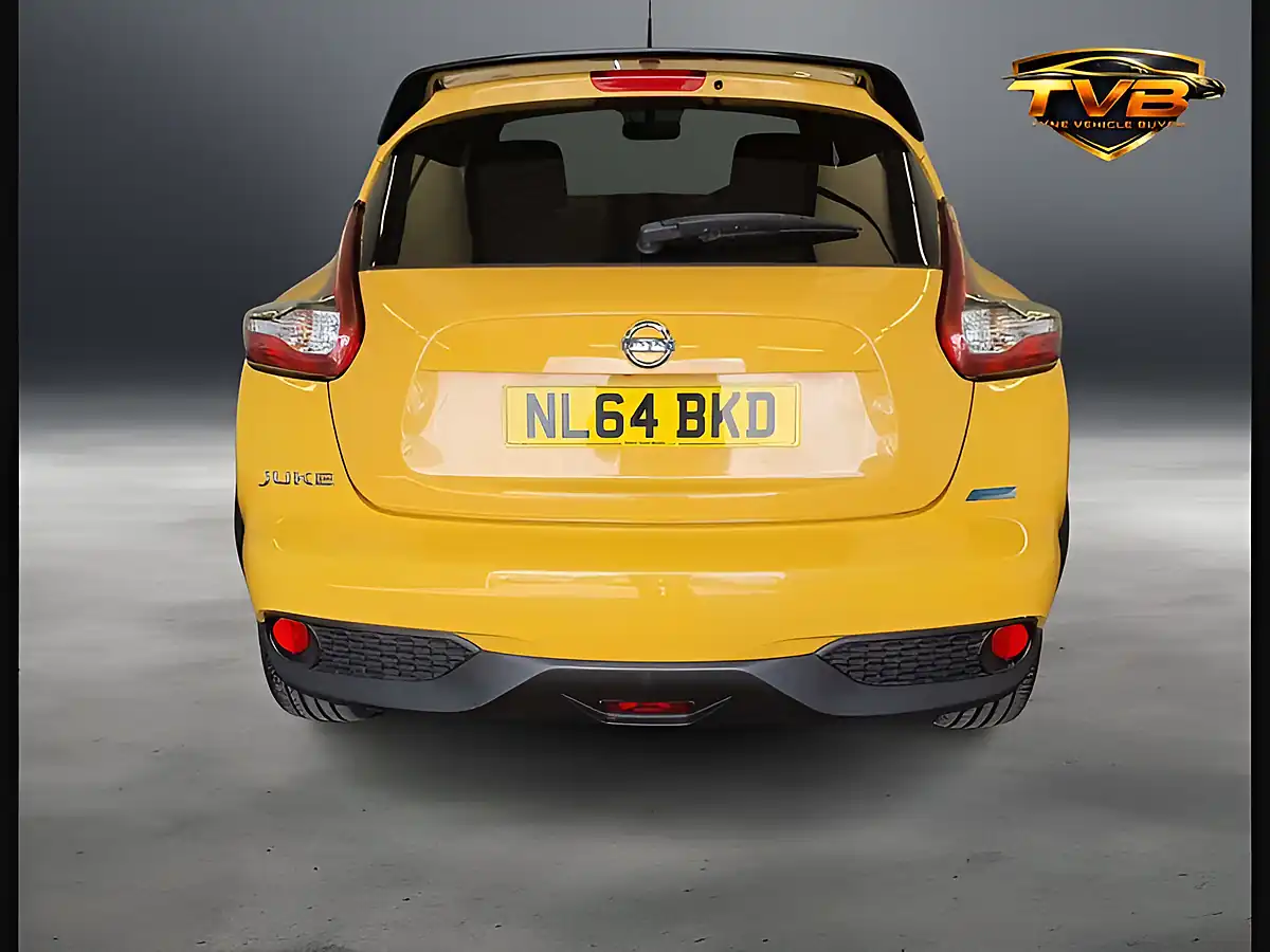 Used 2014 Nissan Juke Acenta Premium Sunlight Yellow - Interior and Exterior details 3