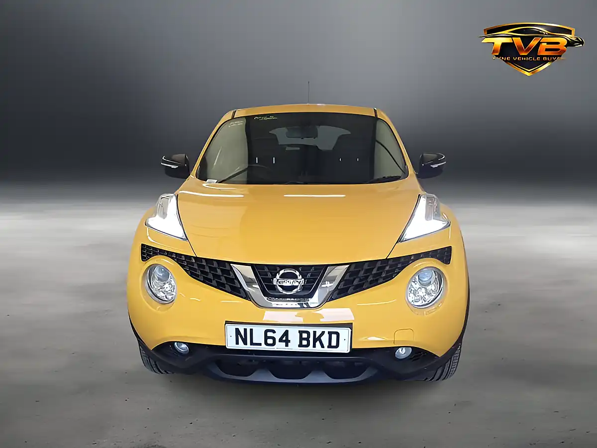 Used 2014 Nissan Juke Acenta Premium Sunlight Yellow - Interior and Exterior details 7