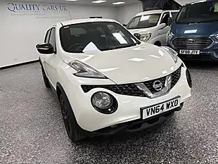 Used 2014 Nissan Juke Acenta Premium White - Interior and Exterior details 10