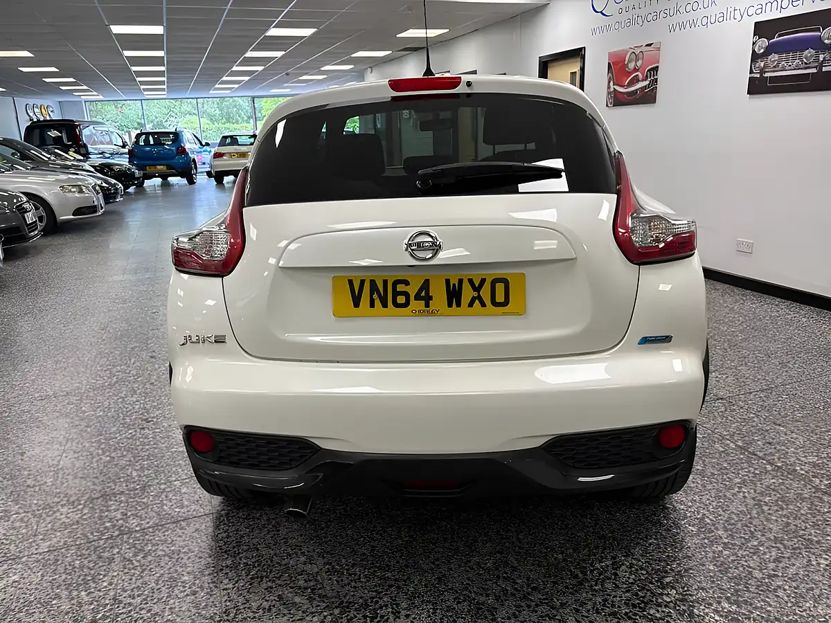 Used 2014 Nissan Juke Acenta Premium White - Interior and Exterior details 13