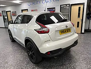 Used 2014 Nissan Juke Acenta Premium White - Interior and Exterior details 14