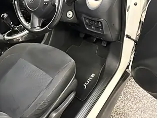 Used 2014 Nissan Juke Acenta Premium White - Interior and Exterior details 19