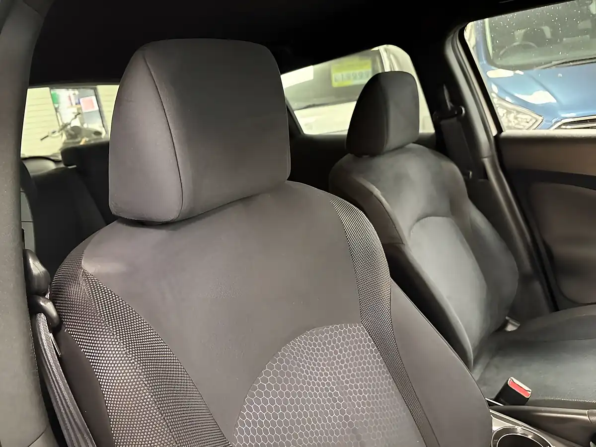 Used 2014 Nissan Juke Acenta Premium White - Interior and Exterior details 20
