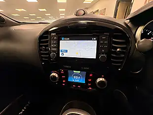 Used 2014 Nissan Juke Acenta Premium White - Interior and Exterior details 3