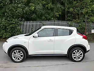 Used 2014 Nissan Juke Acenta White - Interior and Exterior details 10