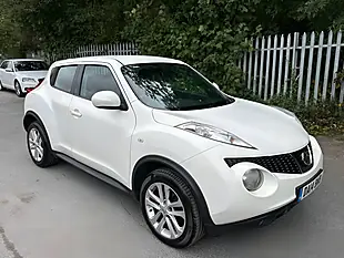 Used 2014 Nissan Juke Acenta White - Interior and Exterior details 2