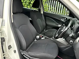 Used 2014 Nissan Juke Acenta White - Interior and Exterior details 3