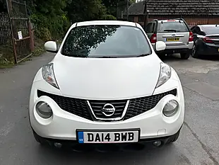 Used 2014 Nissan Juke Acenta White - Interior and Exterior details 9