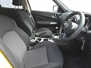 Used 2014 Nissan Juke Acenta Yellow - Interior and Exterior details 17