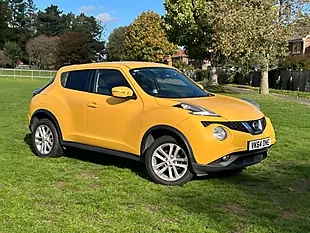 Used 2014 Nissan Juke Acenta Yellow - Interior and Exterior details 3