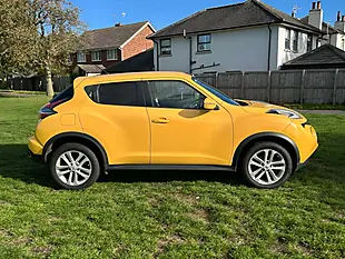 Used 2014 Nissan Juke Acenta Yellow - Interior and Exterior details 4