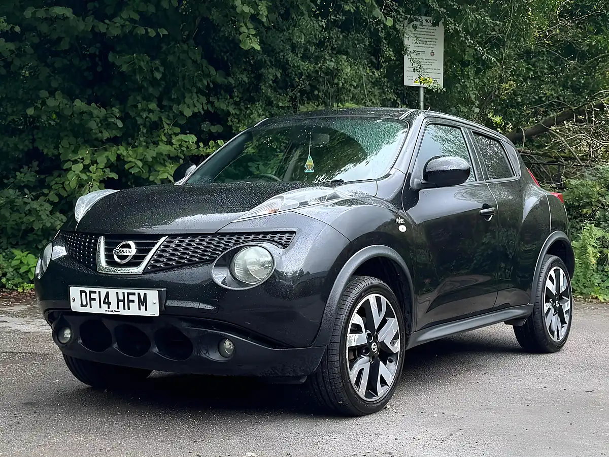 Used 2014 Nissan Juke N-Tec Black - Interior and Exterior details 10