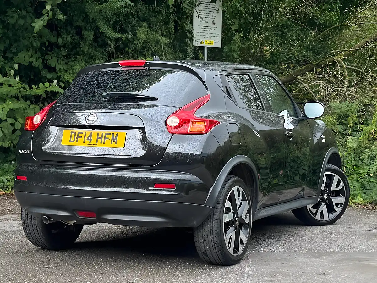 Used 2014 Nissan Juke N-Tec Black - Interior and Exterior details 14
