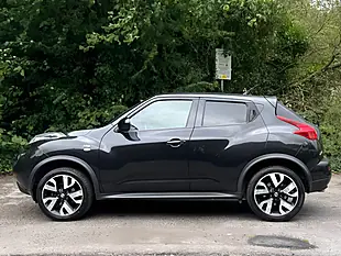 Used 2014 Nissan Juke N-Tec Black - Interior and Exterior details 8