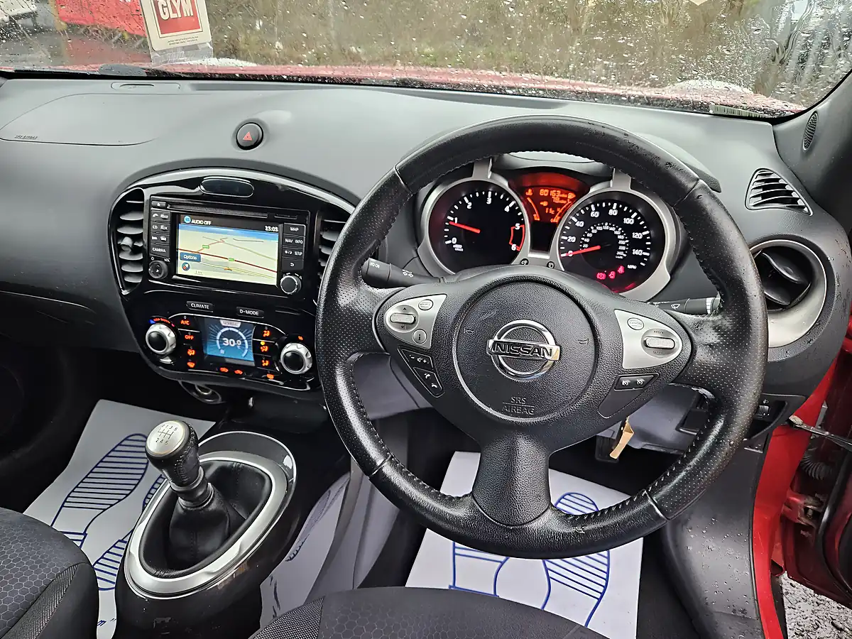 Used 2014 Nissan Juke N-Tec Red - Interior and Exterior details 10