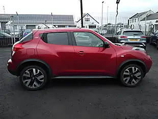 Used 2014 Nissan Juke N-Tec Red - Interior and Exterior details 6