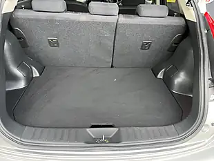 Used 2014 Nissan Juke N-Tec Silver - Interior and Exterior details 9