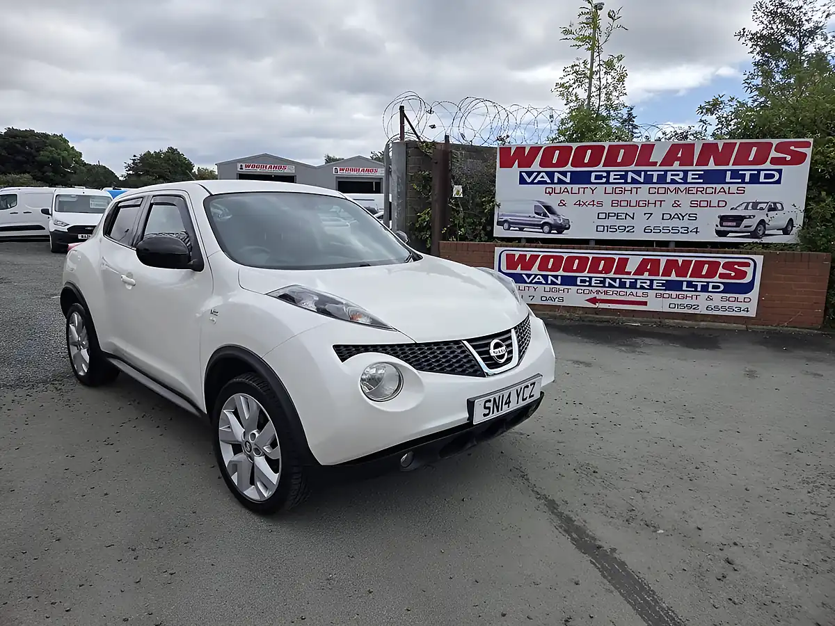 Used 2014 Nissan Juke N-Tec White - Interior and Exterior details 2
