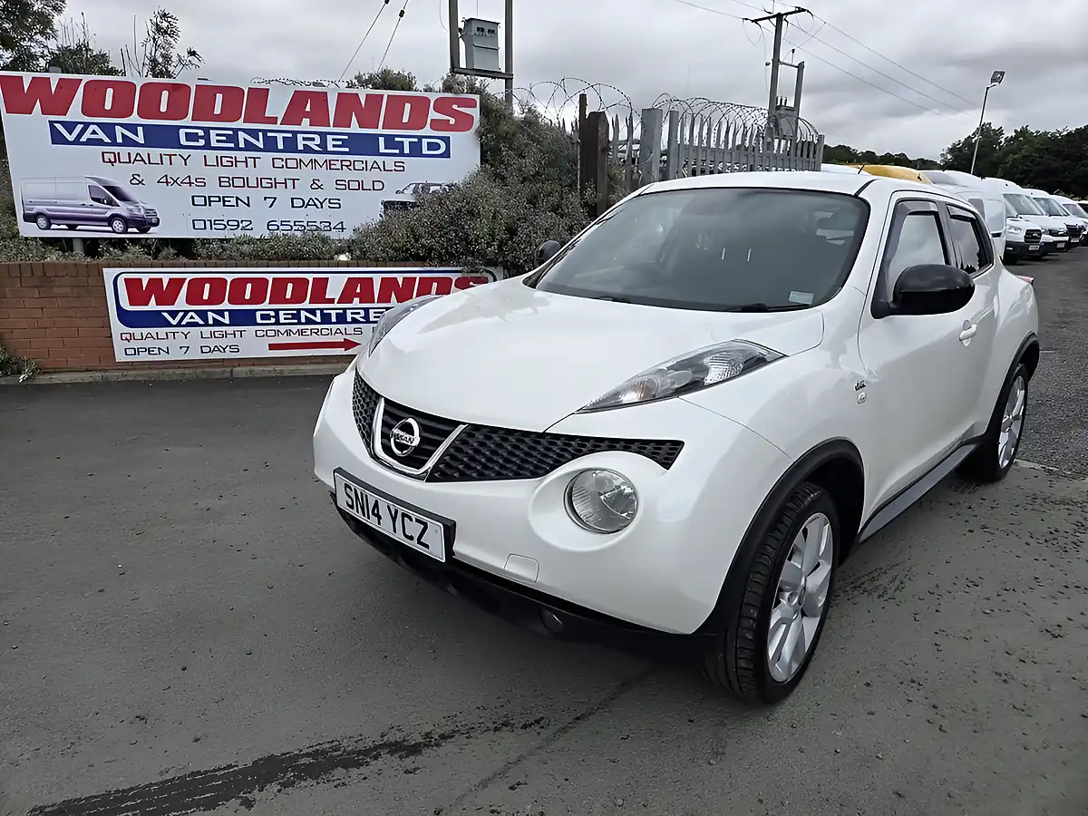 Used 2014 Nissan Juke N-Tec White - Interior and Exterior details 3