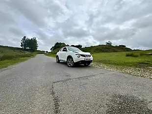 Used 2014 Nissan Juke N-Tec White - Interior and Exterior details 12