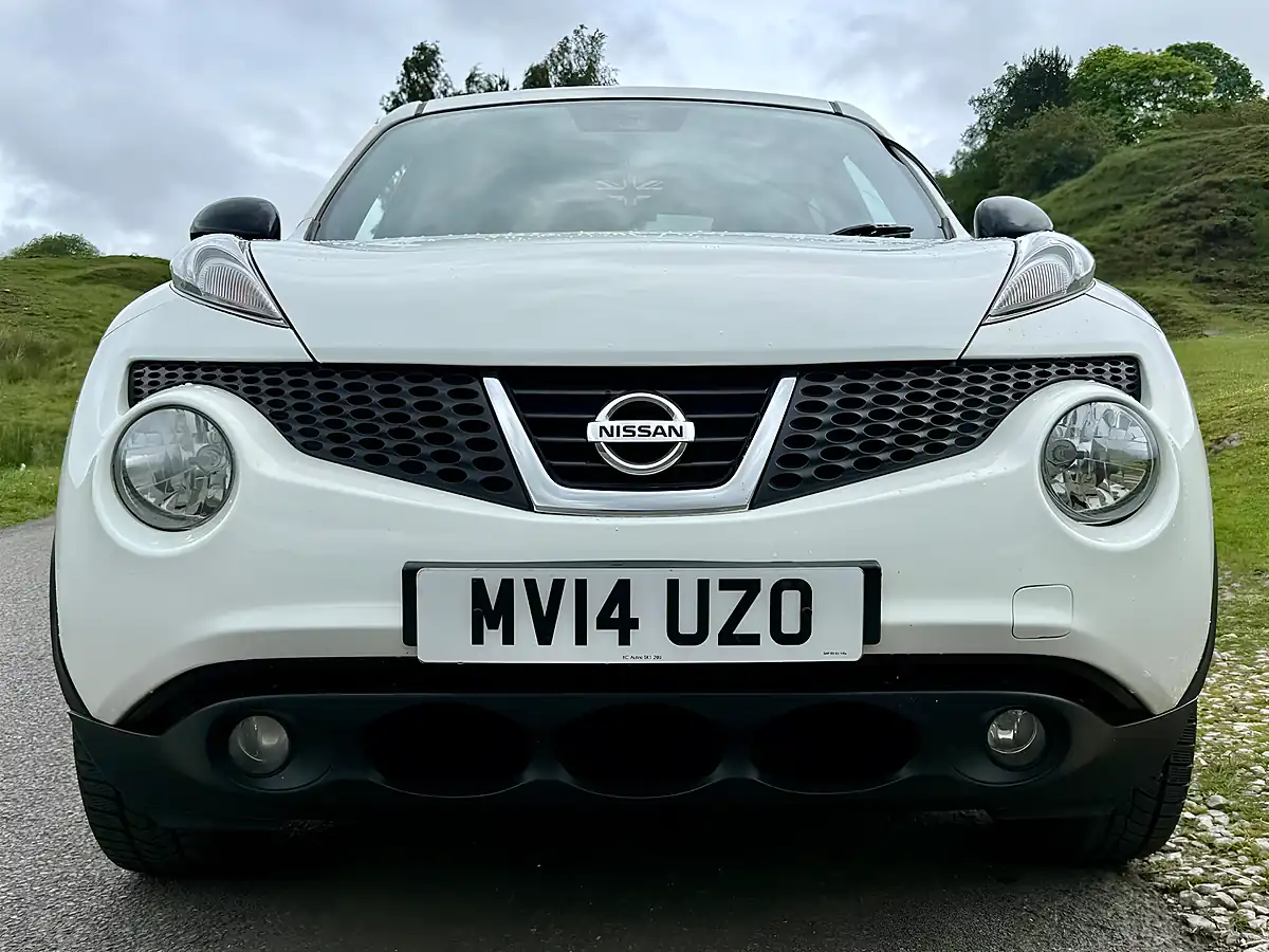 Used 2014 Nissan Juke N-Tec White - Interior and Exterior details 15