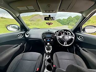 Used 2014 Nissan Juke N-Tec White - Interior and Exterior details 5