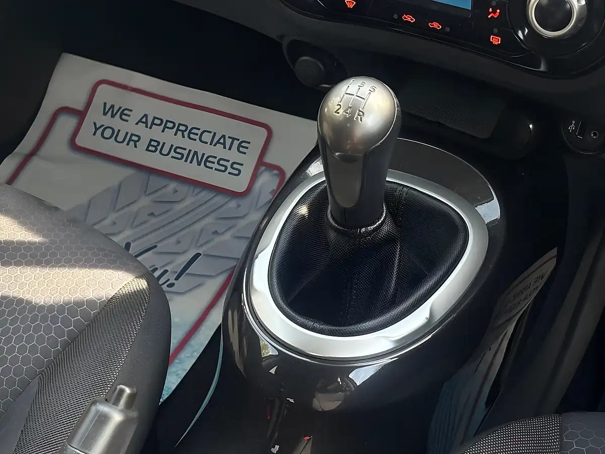 Used 2014 Nissan Juke N-Tec White - Interior and Exterior details 15