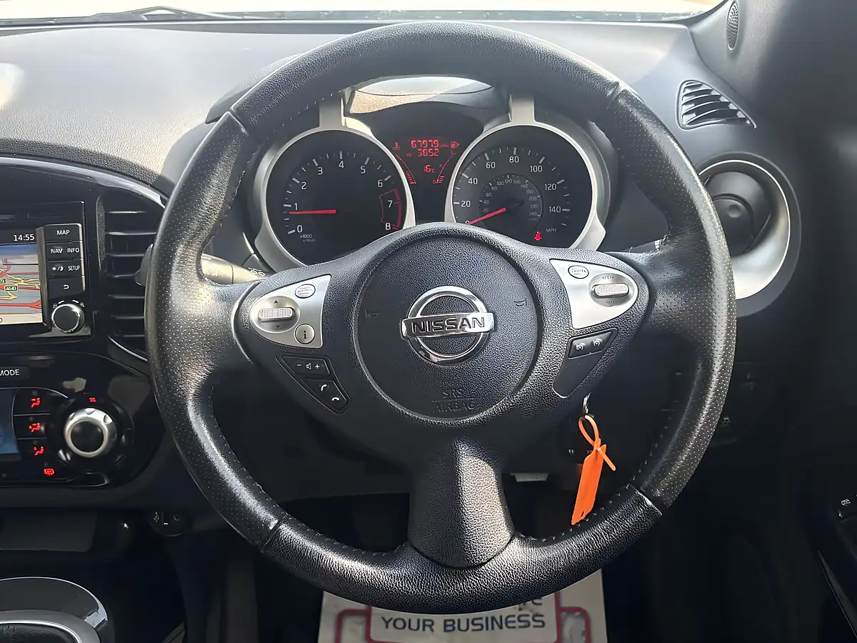Used 2014 Nissan Juke N-Tec White - Interior and Exterior details 16