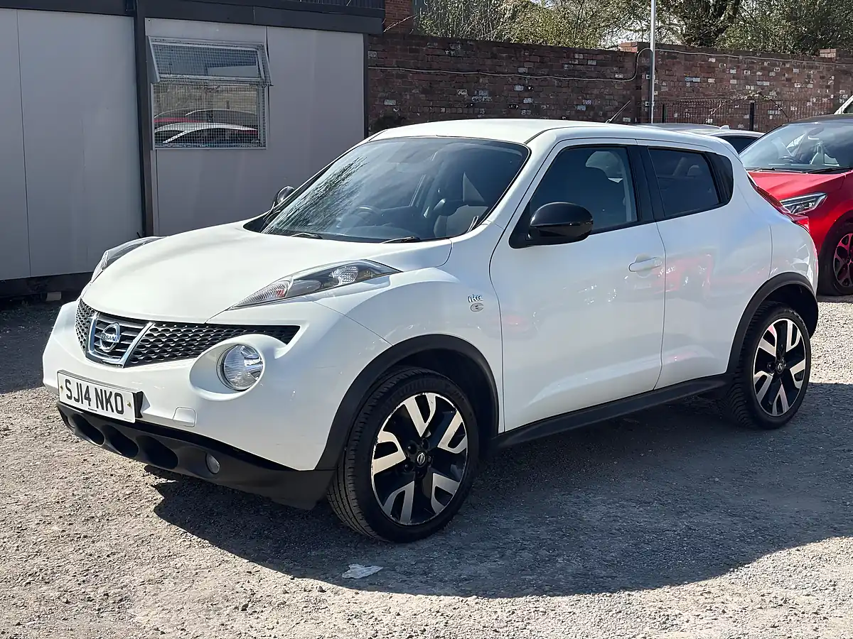 Used 2014 Nissan Juke N-Tec White - Interior and Exterior details 3