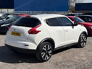 Used 2014 Nissan Juke N-Tec White - Interior and Exterior details 7