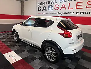 Used 2014 Nissan Juke N-Tec White - Interior and Exterior details 4