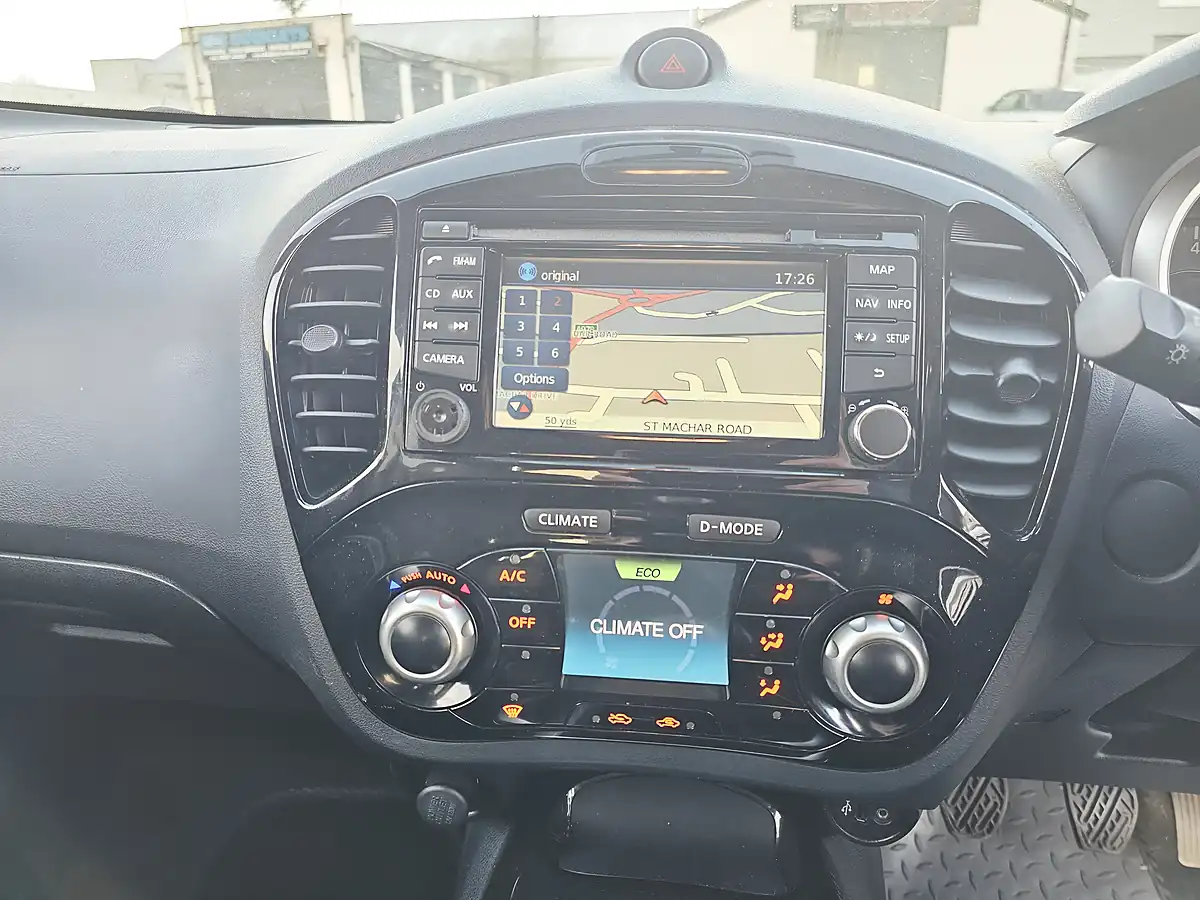 Used 2014 Nissan Juke N-Tec White - Interior and Exterior details 11