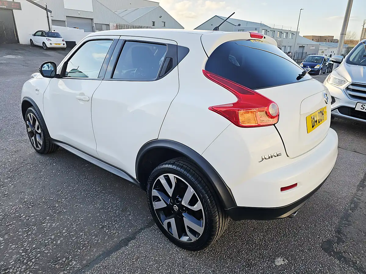 Used 2014 Nissan Juke N-Tec White - Interior and Exterior details 3