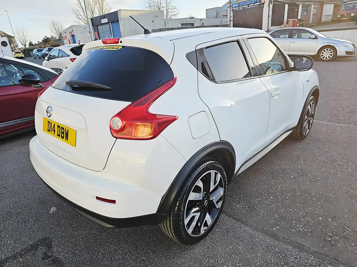 Used 2014 Nissan Juke N-Tec White - Interior and Exterior details 5