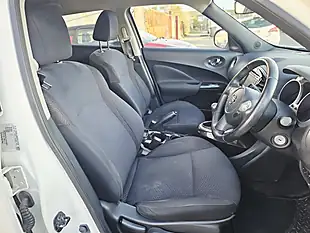 Used 2014 Nissan Juke N-Tec White - Interior and Exterior details 9