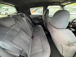 Used 2014 Nissan Juke Nismo Silver - Interior and Exterior details 15