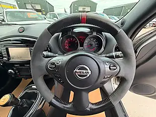 Used 2014 Nissan Juke Nismo Silver - Interior and Exterior details 19