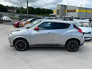 Used 2014 Nissan Juke Nismo Silver - Interior and Exterior details 9
