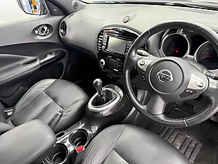 Used 2014 Nissan Juke Tekna Black - Interior and Exterior details 13