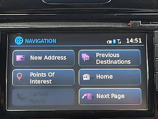 Used 2014 Nissan Juke Tekna Black - Interior and Exterior details 17