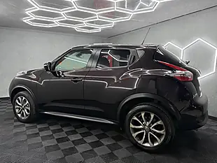 Used 2014 Nissan Juke Tekna Black - Interior and Exterior details 9