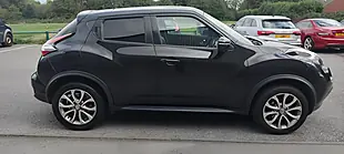 Used 2014 Nissan Juke Tekna Black - Interior and Exterior details 2
