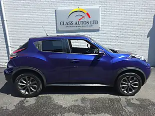 Used 2014 Nissan Juke Tekna Blue - Interior and Exterior details 16
