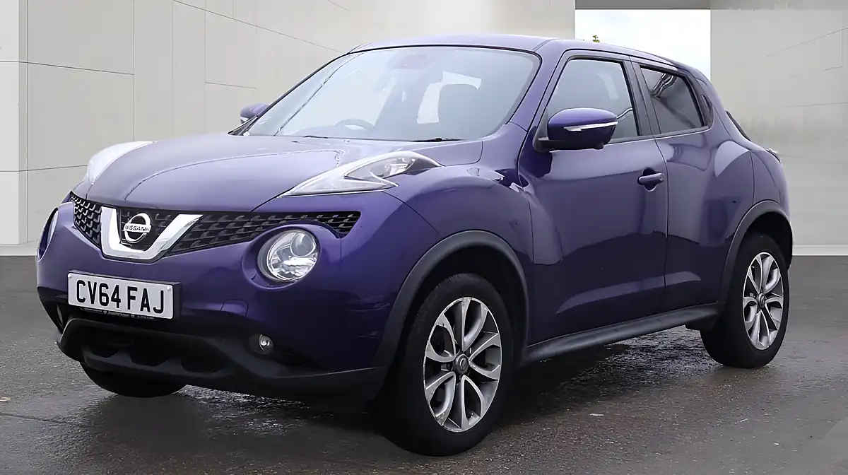 Used 2014 Nissan Juke Tekna Blue - Interior and Exterior details 2