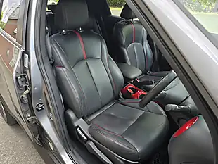 Used 2014 Nissan Juke Tekna Grey - Interior and Exterior details 4