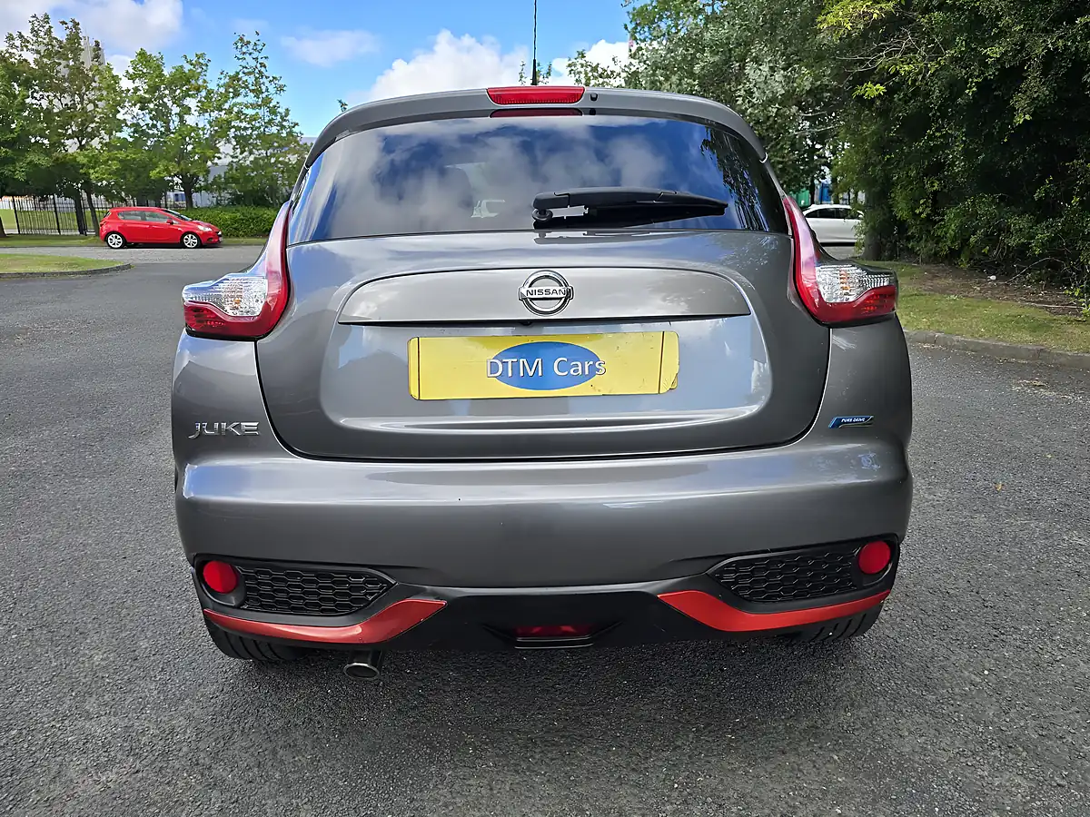 Used 2014 Nissan Juke Tekna Grey - Interior and Exterior details 8
