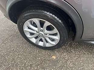 Used 2014 Nissan Juke Tekna Grey - Interior and Exterior details 14