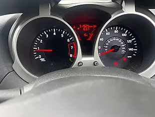 Used 2014 Nissan Juke Tekna Grey - Interior and Exterior details 9