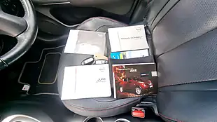 Used 2014 Nissan Juke Tekna Grey - Interior and Exterior details 10